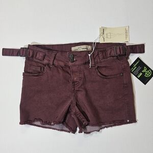 NWT Love Trends Cutoff Denim Shorts Juniors Size 0 Maroon Burgundy‎ Frayed Hem